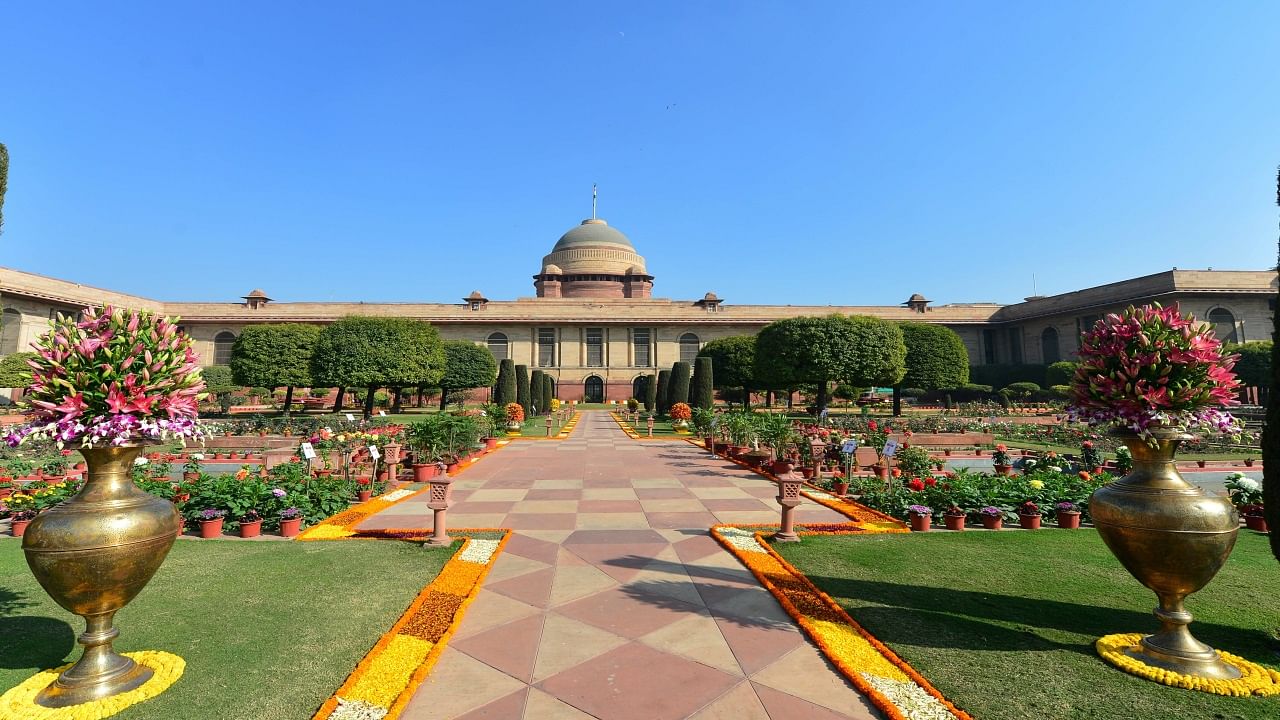 The historic Amrit Udyan, formerly known as Mughal Gardens, welcomes visitors to Udyan Utsav 2024 from February 2, 2024 to March 31, 2024. (Picture Courtesy: visit.rashtrapatibhavan.gov.in)