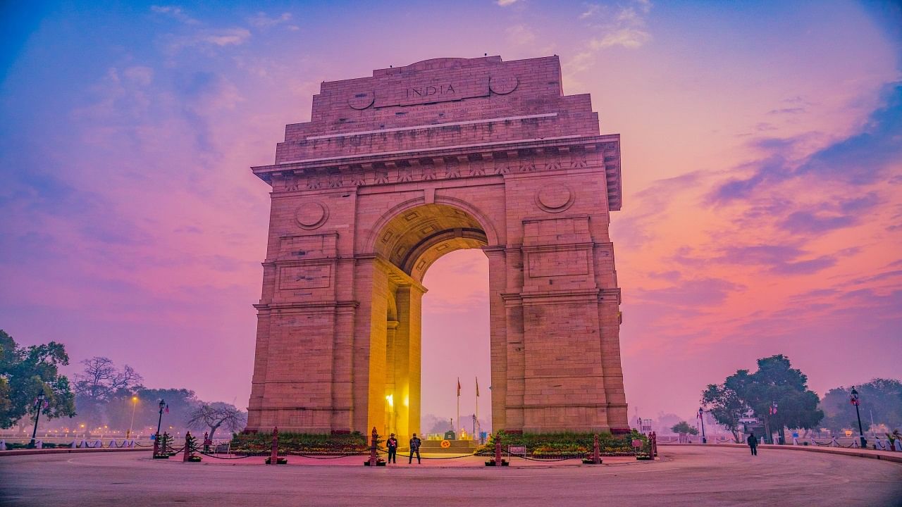 According to the IMD, Delhi can anticipate being isolated to scattered light rains today. (Picture Courtesy: Unsplash)